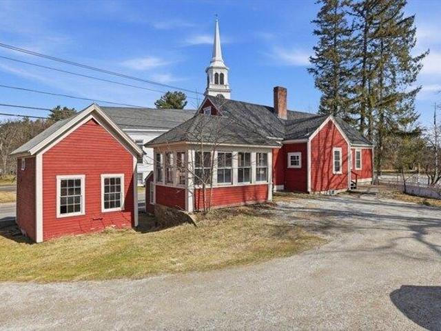 House for sale in Pepperell, Massachusetts