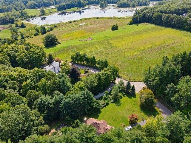 House for sale in Pepperell, Massachusetts