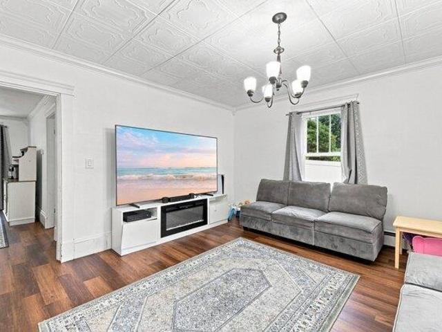 House for sale in Babbatasset Village, Pepperell