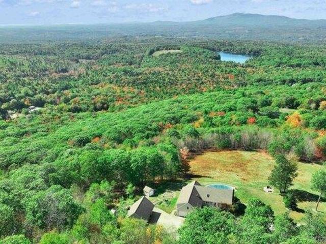 House for sale in Peterborough, Hillsborough County