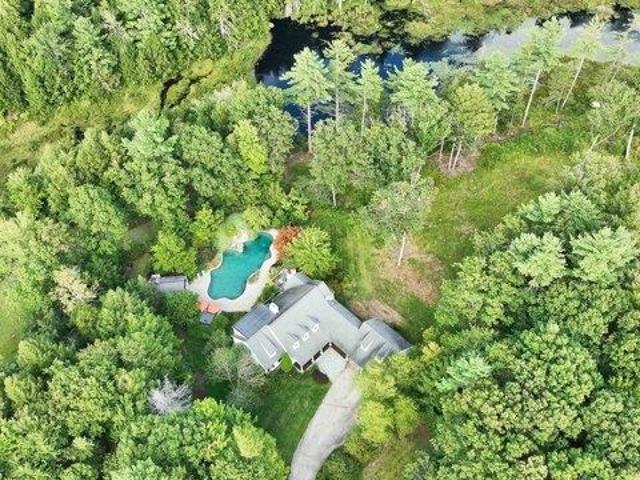 House for sale in Happy Valley, Peterborough