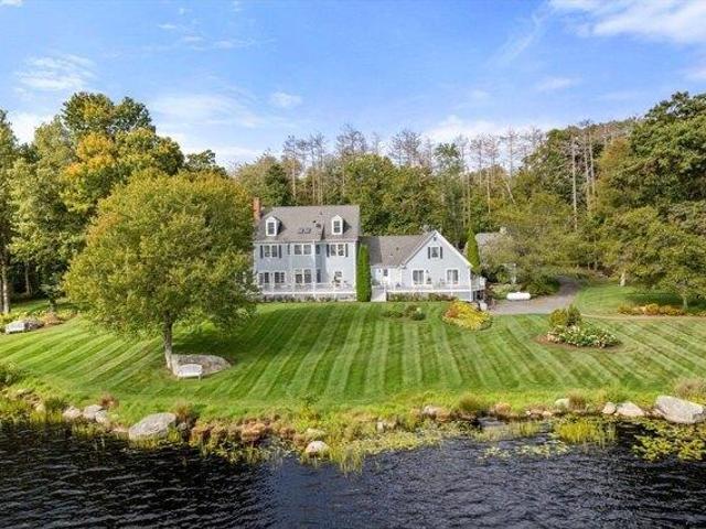 House for sale in Petersham, Massachusetts