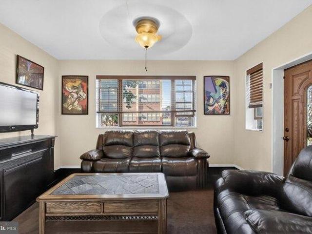 House for sale in Philadelphia, Pennsylvania