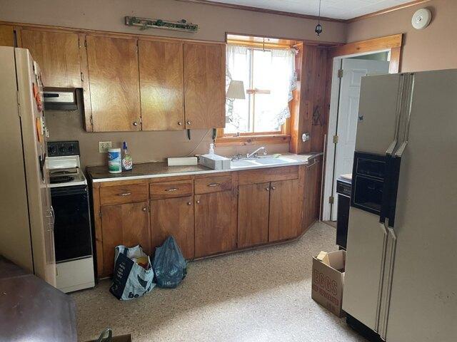 House for sale in Pittsfield, Maine