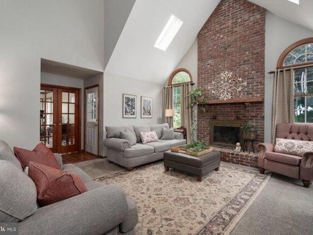 House for sale in Pittstown, New Jersey
