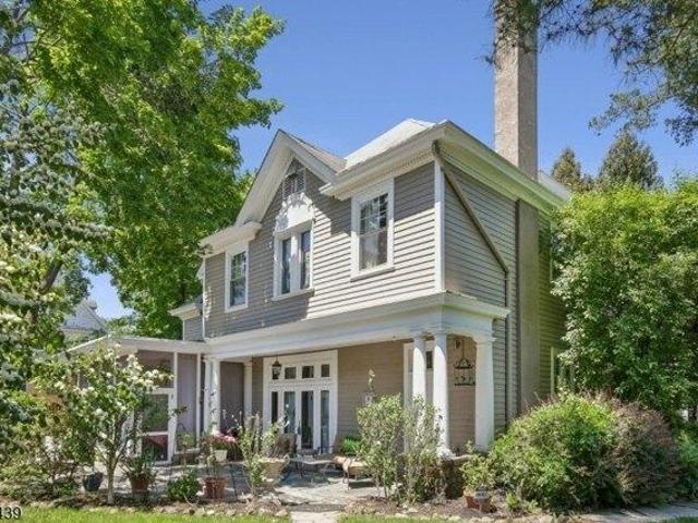 House for sale in Plainfield, New Jersey