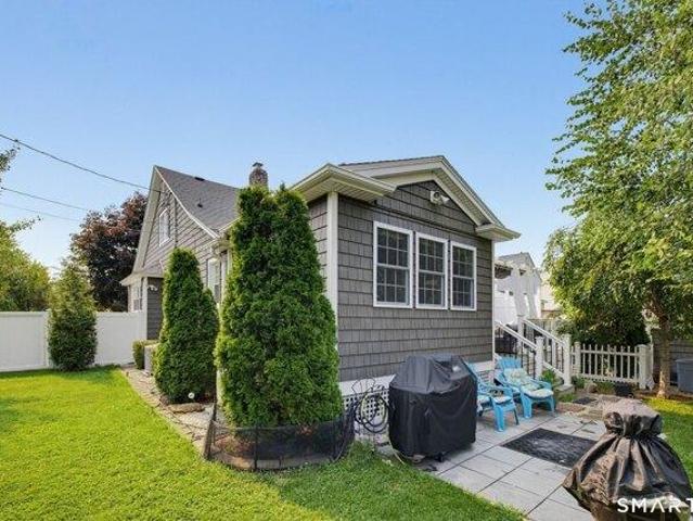 House for sale in Plainville, Connecticut