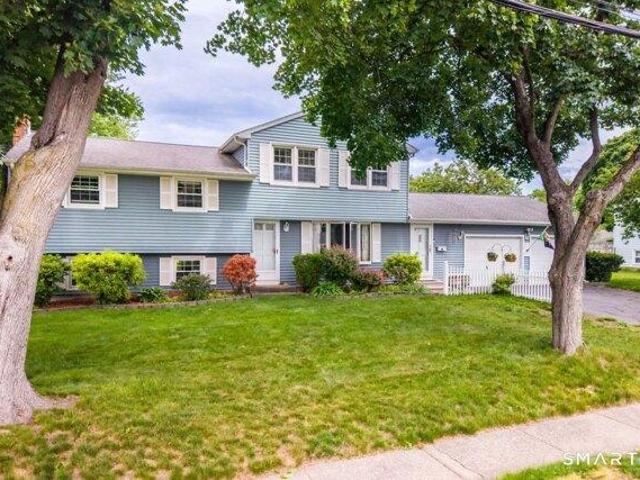 House for sale in Plainville, Connecticut