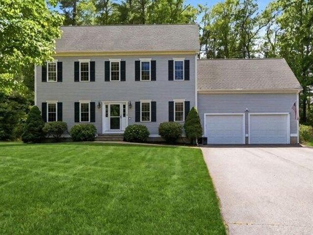 House for sale in Plainville, Massachusetts