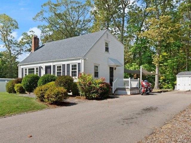 House for sale in Plainville, Massachusetts
