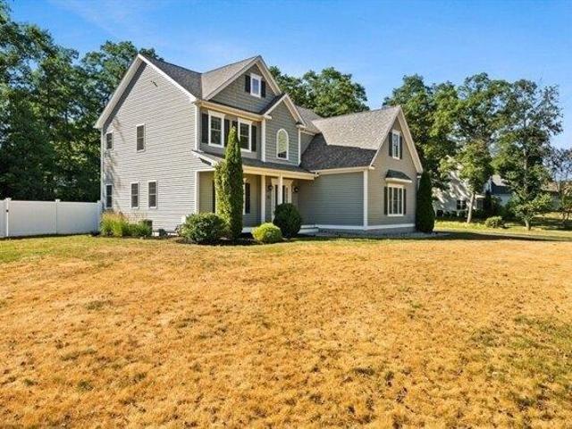House for sale in Plainville, Massachusetts