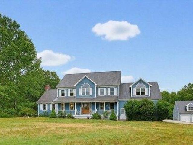 House for sale in Plainville, Massachusetts