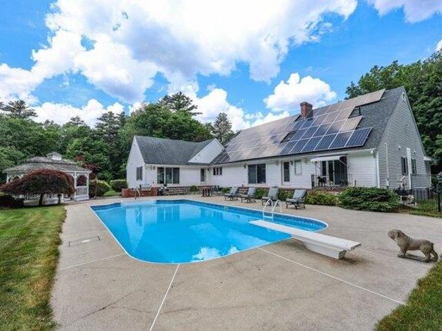 House for sale in New Hampshire
