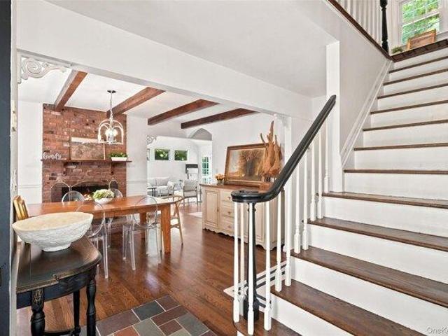 House for sale in Thornwood, New York