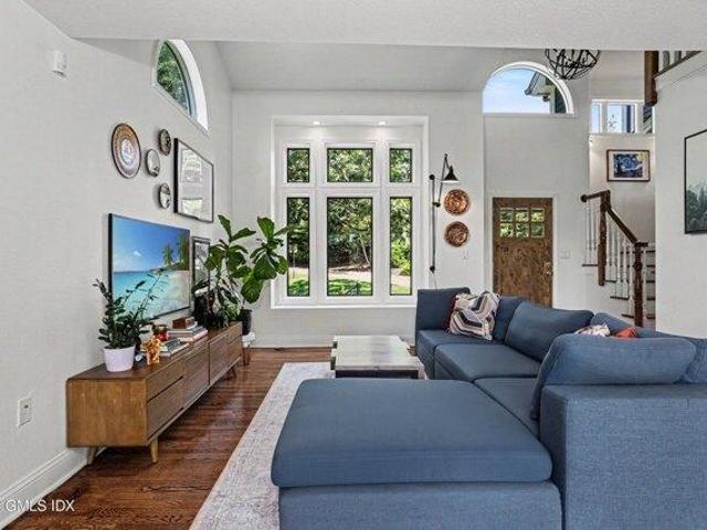 House for sale in Plymouth, Connecticut