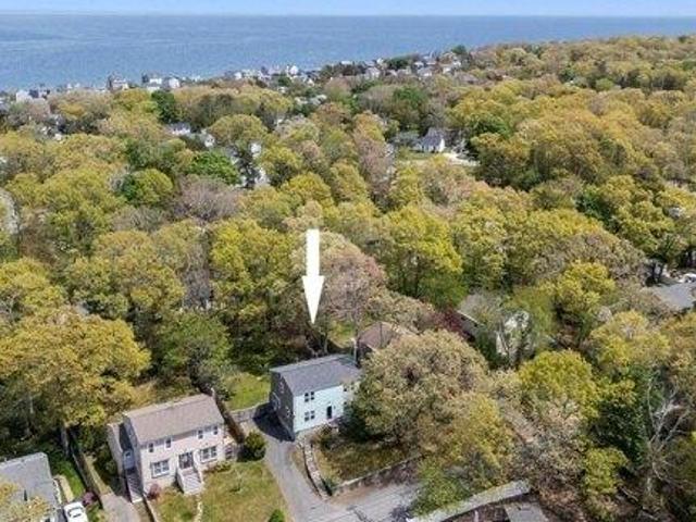 House for sale in Manomet, Massachusetts