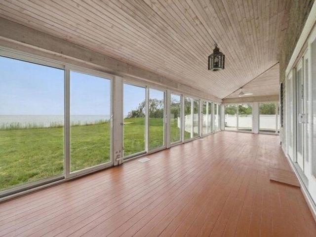 House for sale in Manomet, Massachusetts