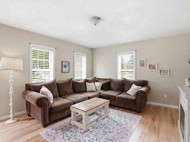 House for sale in Manomet, Massachusetts