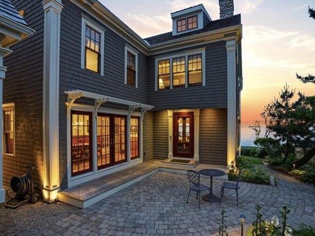 House for sale in Manomet, Massachusetts