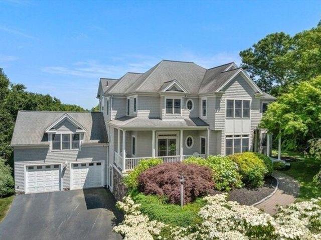 House for sale in Manomet, Massachusetts