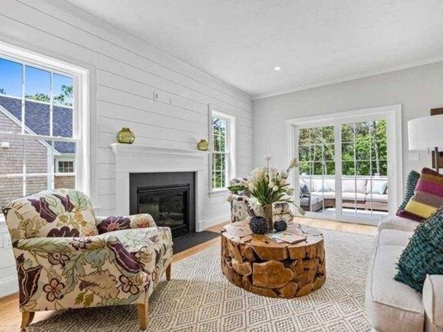 House for sale in Manomet, Massachusetts
