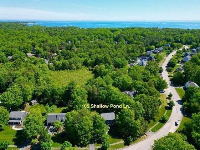 House for sale in Manomet, Massachusetts