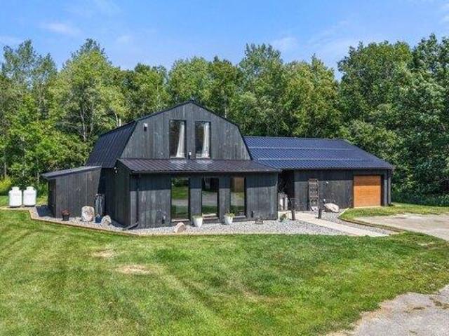 House for sale in Plymouth, Maine