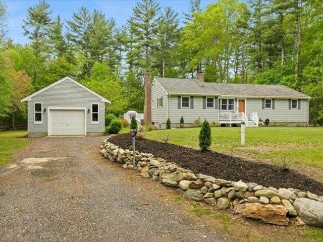 House for sale in Plympton, Massachusetts