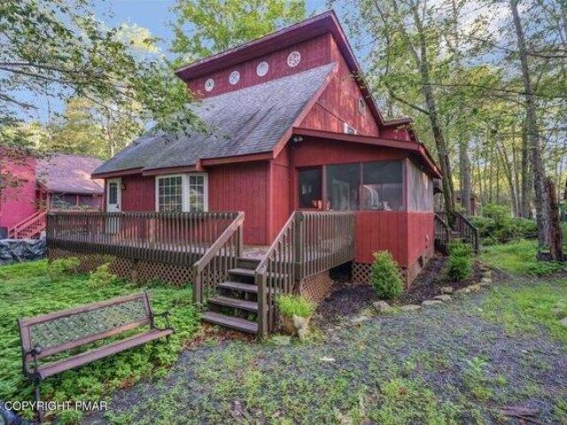House for sale in Pocono Lake, Pennsylvania