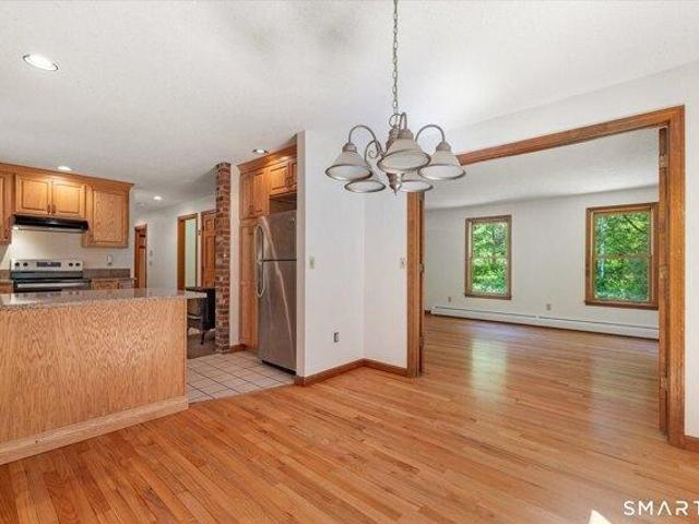 House for sale in Pomfret, Connecticut