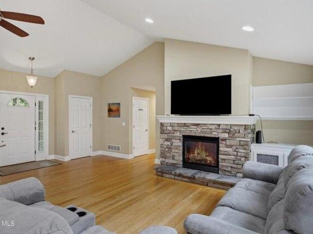 House for sale in Saratoga, New York