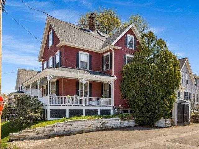 House for sale in New Hampshire