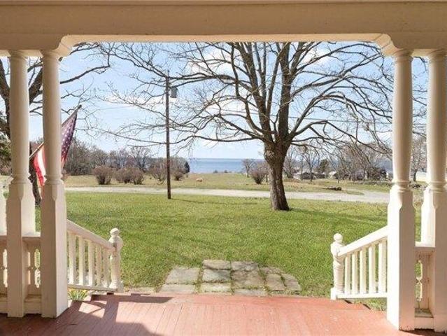 House for sale in Portsmouth, Rhode Island