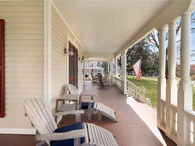 House for sale in Portsmouth, Rhode Island