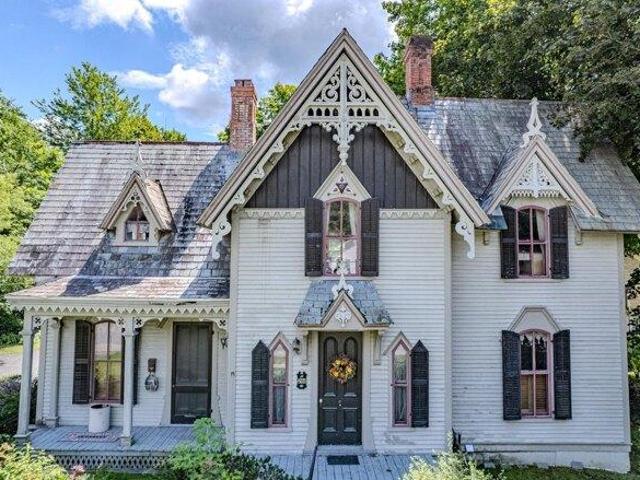 House for sale in Poultney Main Street Historic District, Poultney