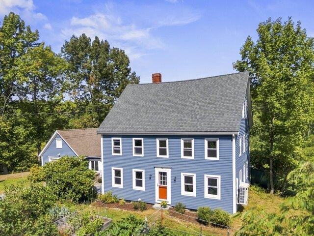 House for sale in Pownal, Maine