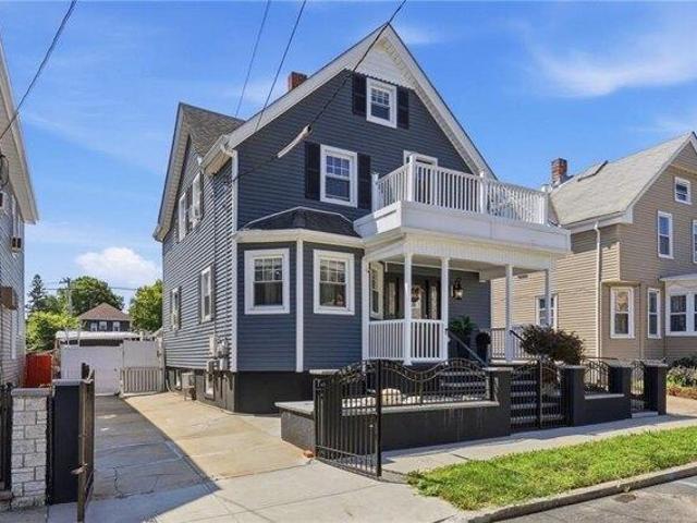 House for sale in Providence, Providence County