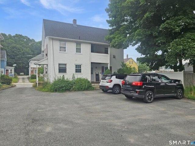 House for sale in Putnam, Connecticut