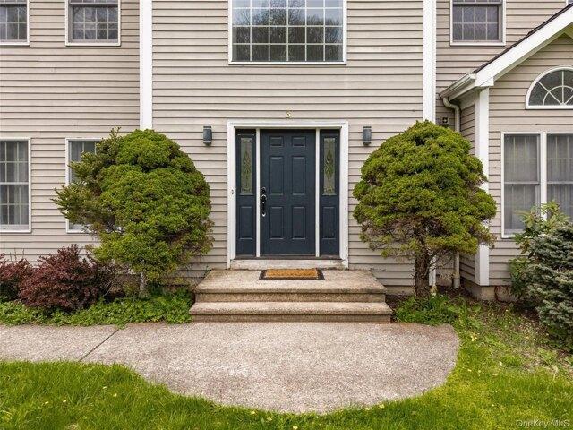 House for sale in Putnam Valley, New York
