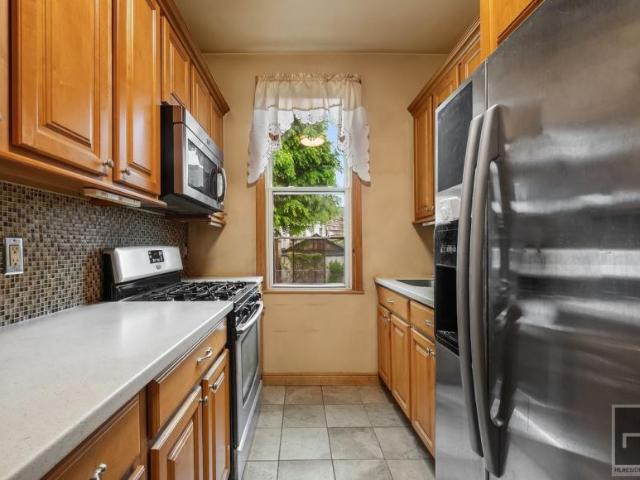 House for sale in Queens, Arverne