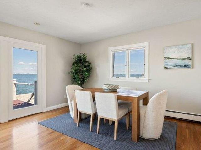 House for sale in Post Island, Quincy