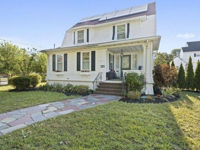 House for sale in Quincy Point, Quincy