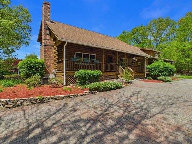 House for sale in Holbrook, Massachusetts