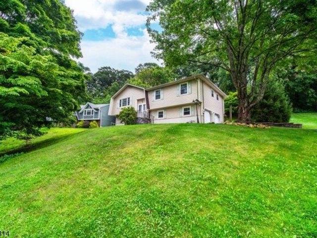 House for sale in Randolph, New Jersey