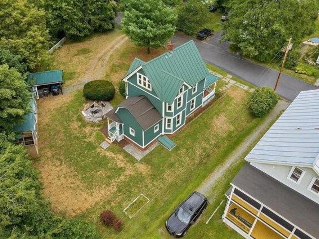 House for sale in Randolph Center Historic District, Randolph