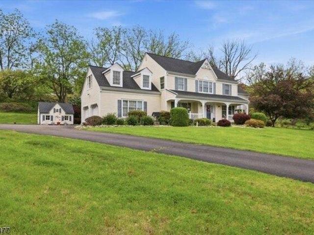 House for sale in Ringoes, New Jersey