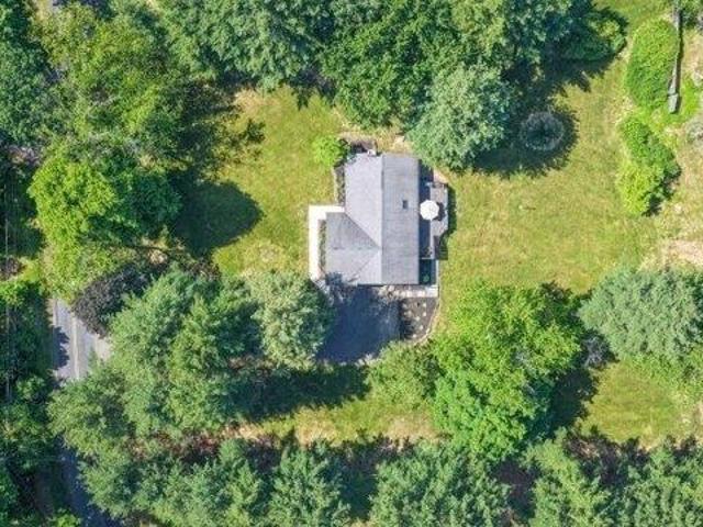 House for sale in Ringoes, New Jersey