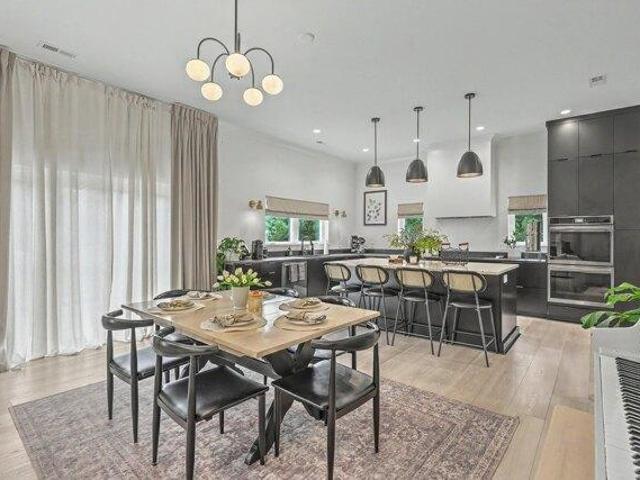 House for sale in Ravenel, South Carolina