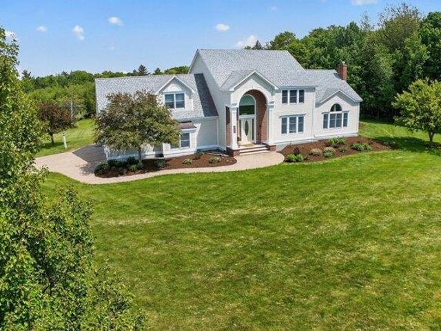 House for sale in Readfield, Maine