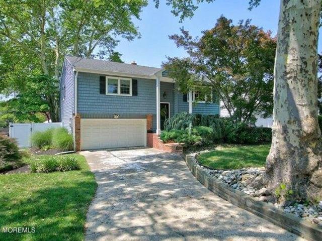 House for sale in Monmouth, New Jersey